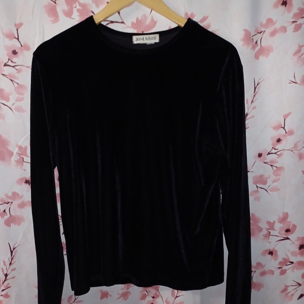 jones and co. black velvety long sleeve top